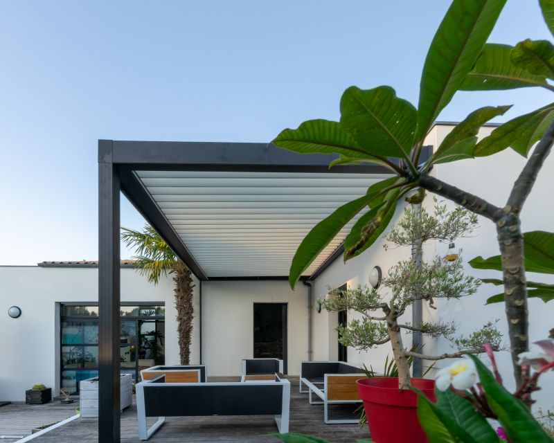 Custom Storefront Awning Options